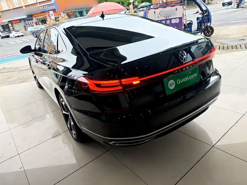 Volkswagen Passat — фото 5