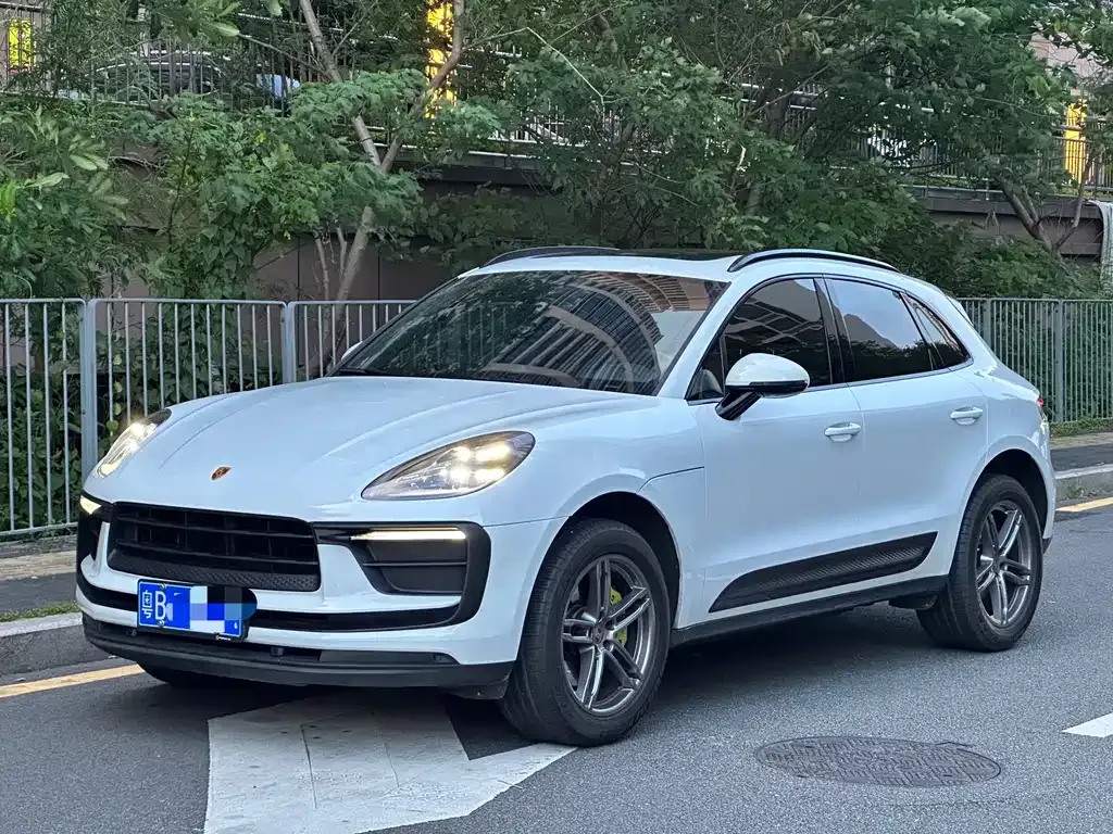 Porsche Macan — фото 1