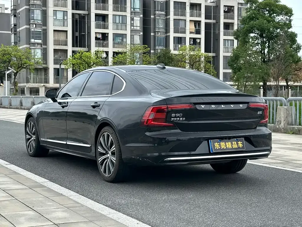 Volvo S90 2023 из CN, фото 8