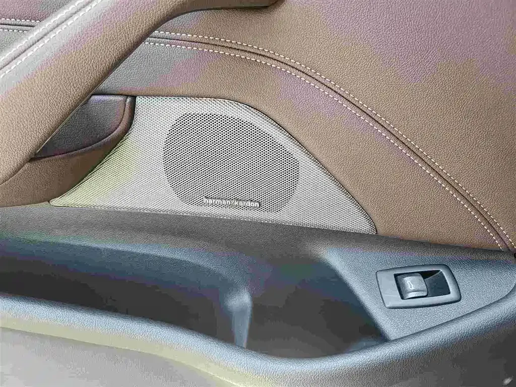 BMW 5 Series — фото 5