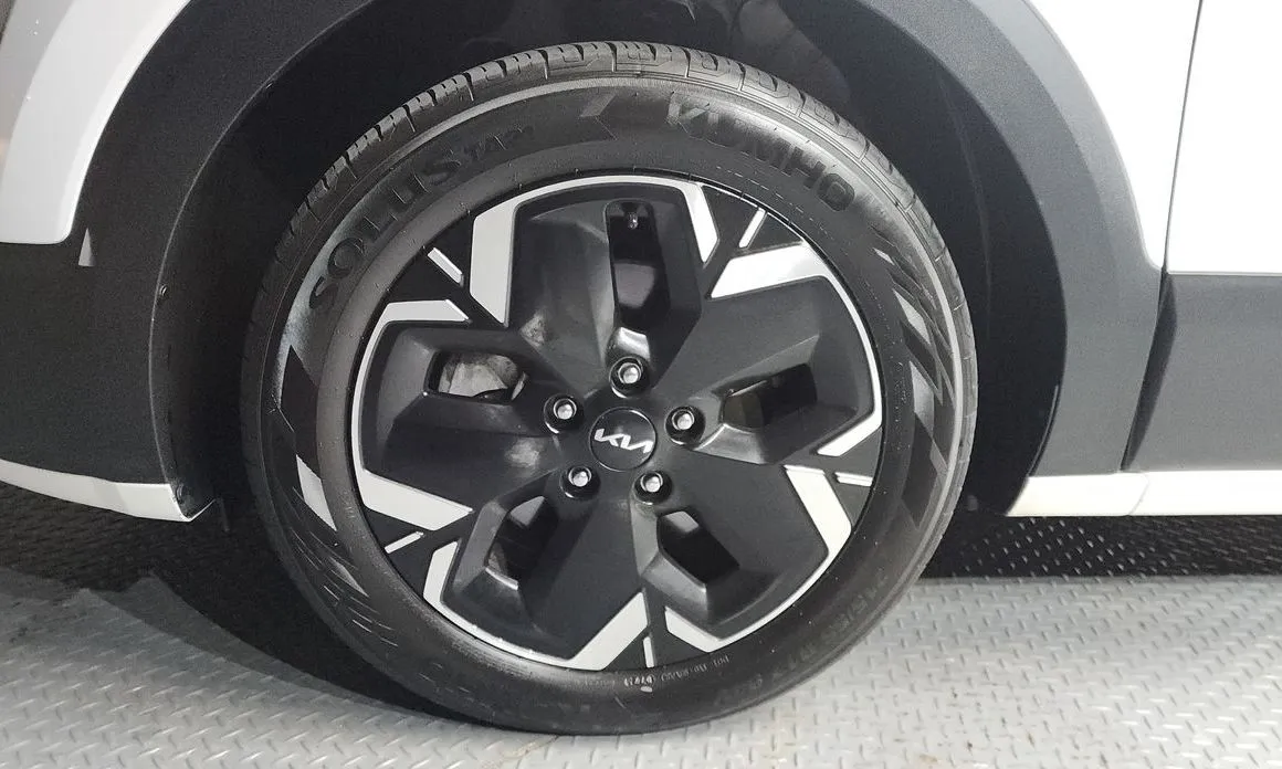 Kia Niro 2023 из KR, фото 8