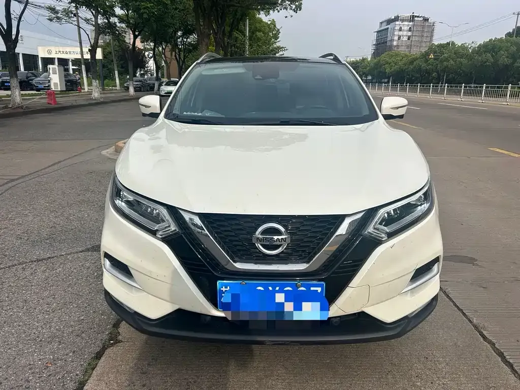 Nissan Qashqai — фото 5