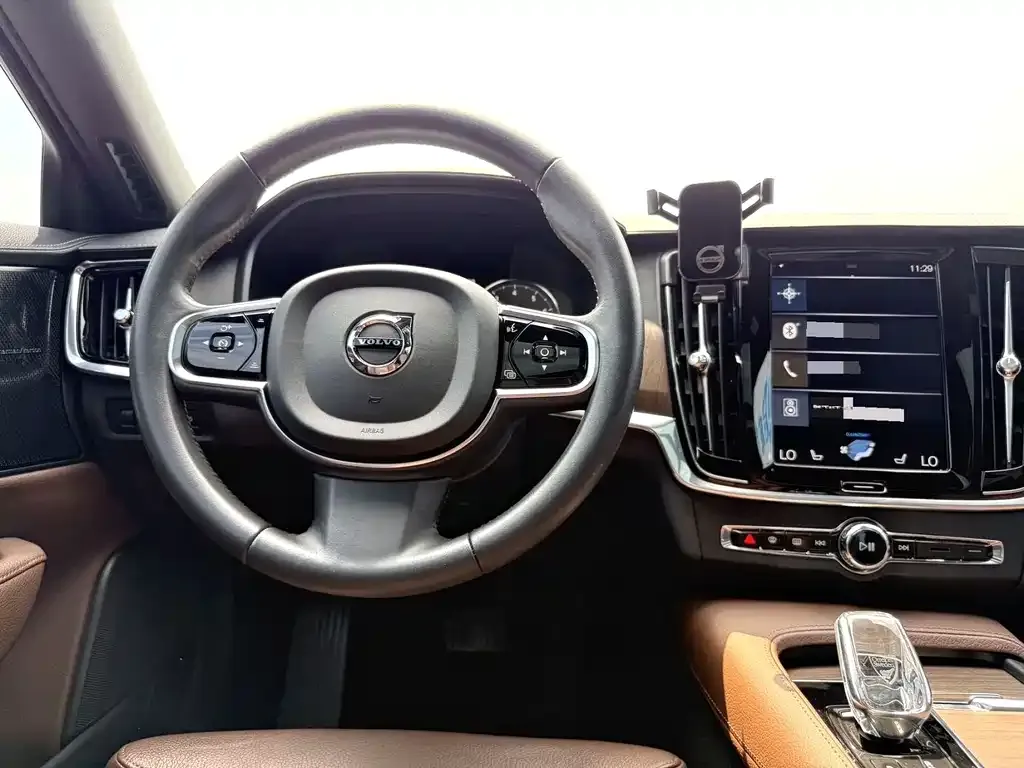 Volvo S90 — фото 2