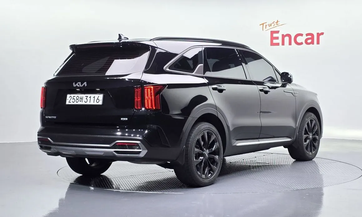 Kia Sorento — фото 4