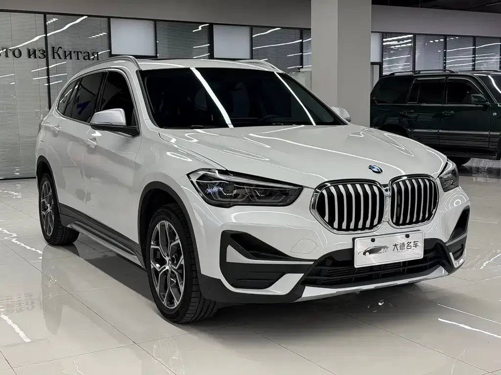 BMW X1 — фото 9