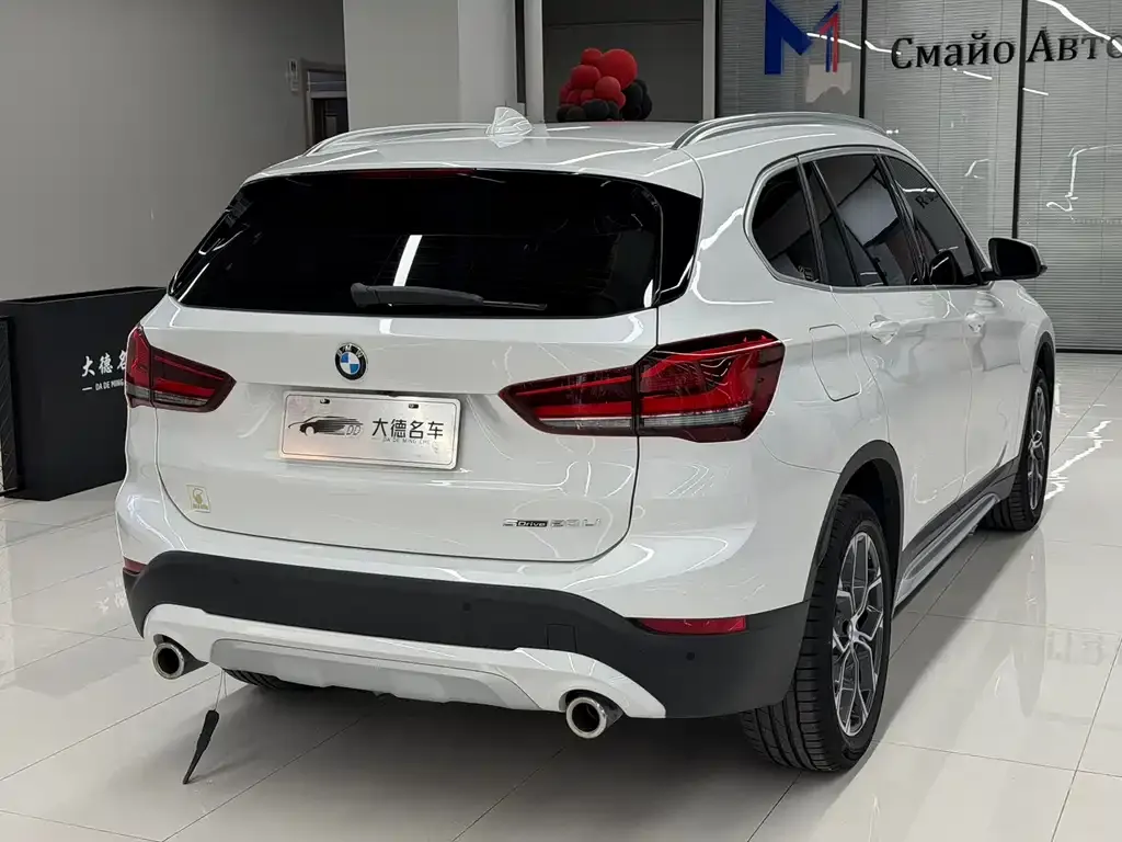 BMW X1 — фото 10