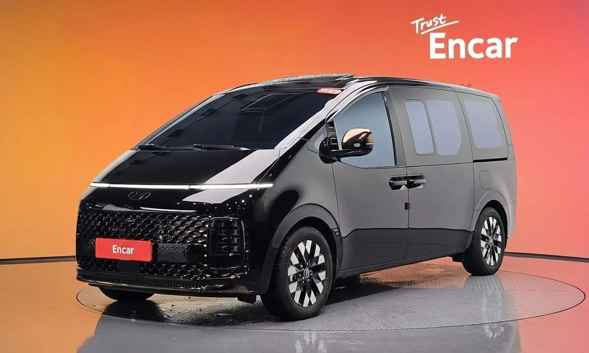 Hyundai Staria