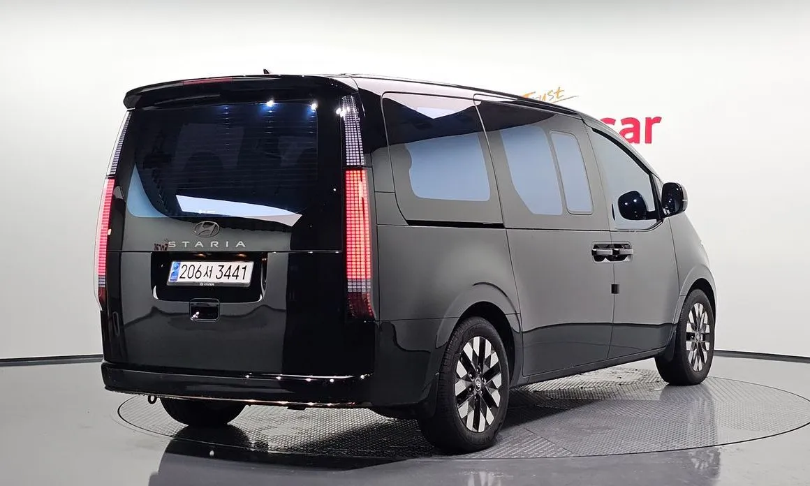 Hyundai Staria 2025 из KR, фото 3