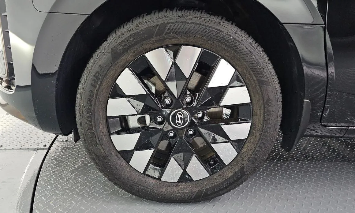 Hyundai Staria 2025 из KR, фото 6
