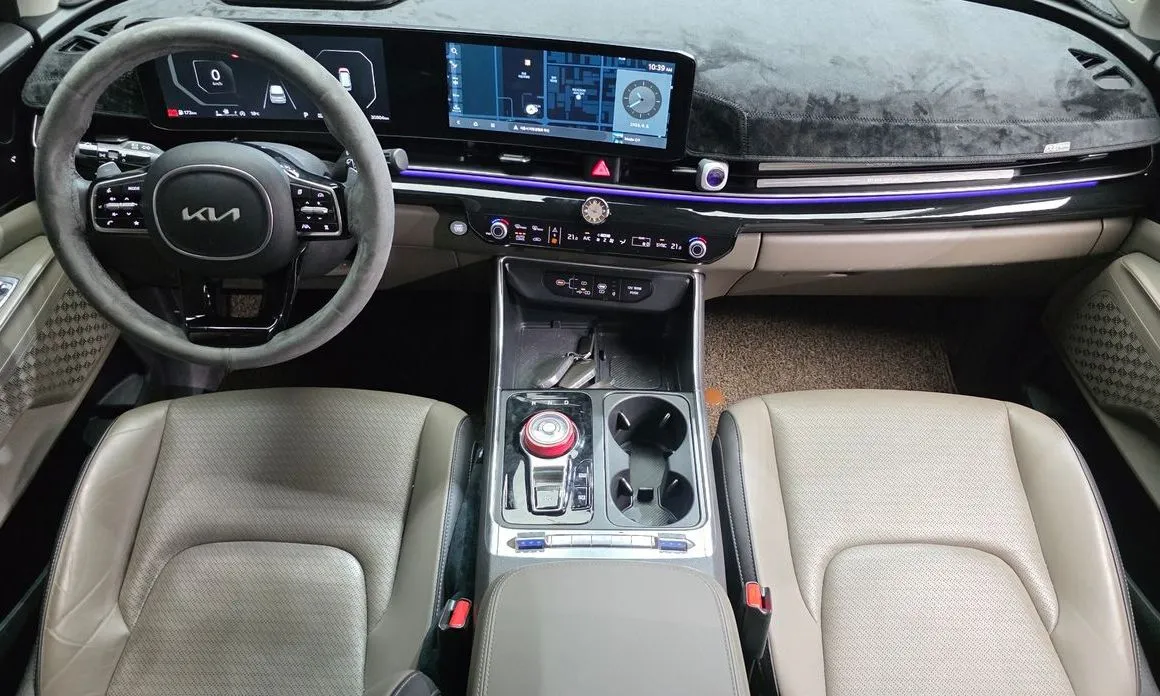 Kia Carnival — фото 10