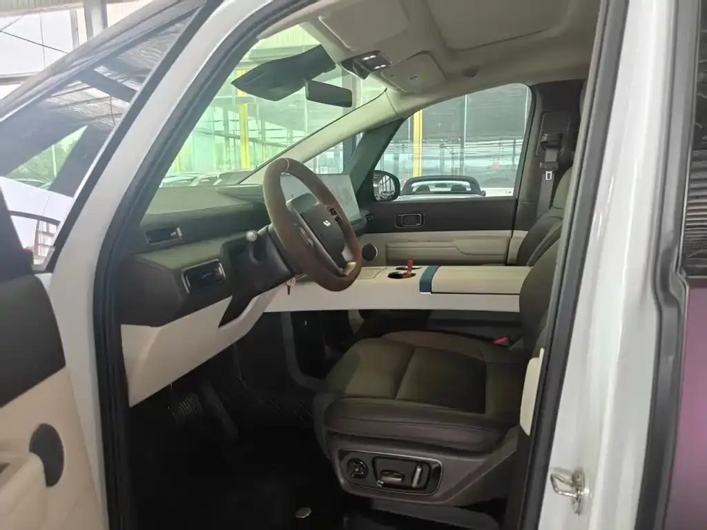 Li Auto MEGA 2024 из CN, фото 9