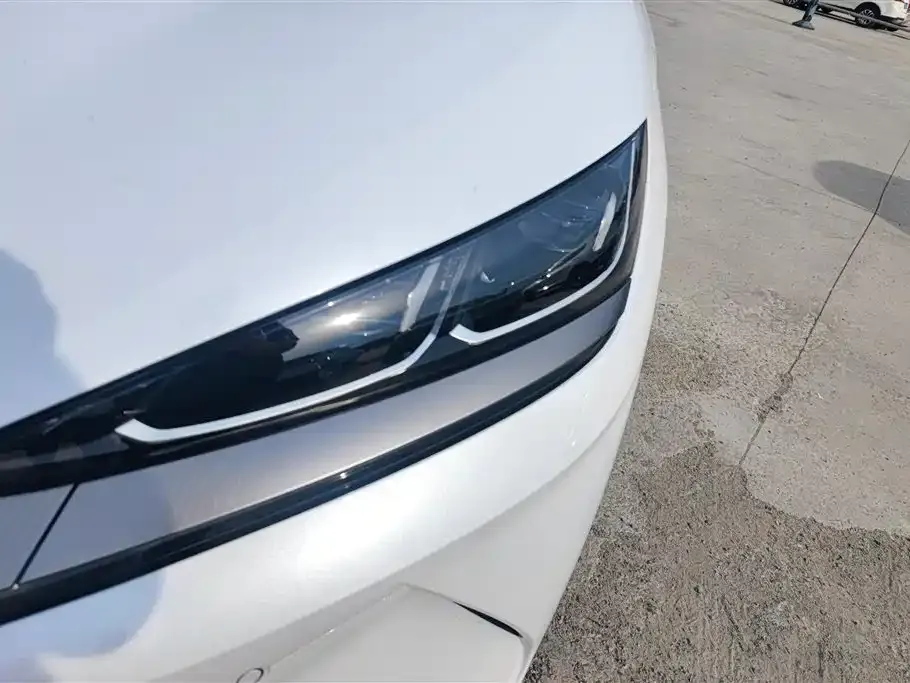 BYD Qin L — фото 10