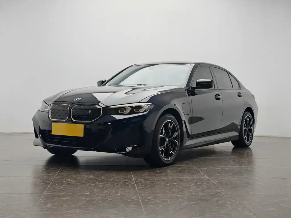 BMW i3 — фото 1