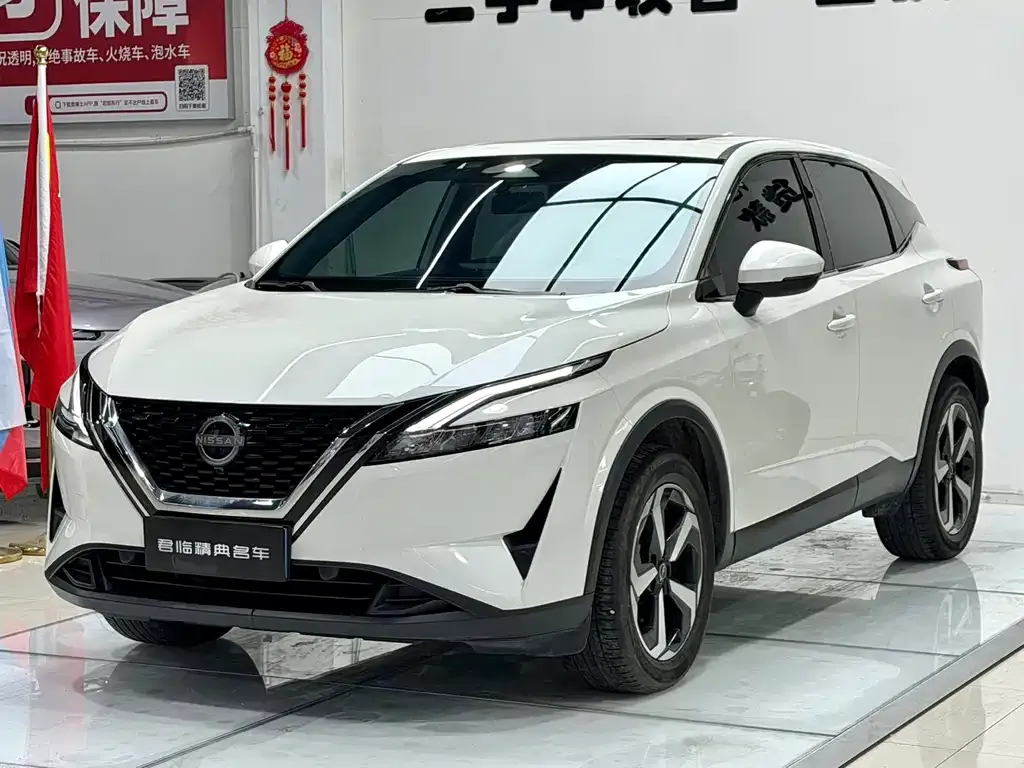 Nissan Qashqai — фото 1