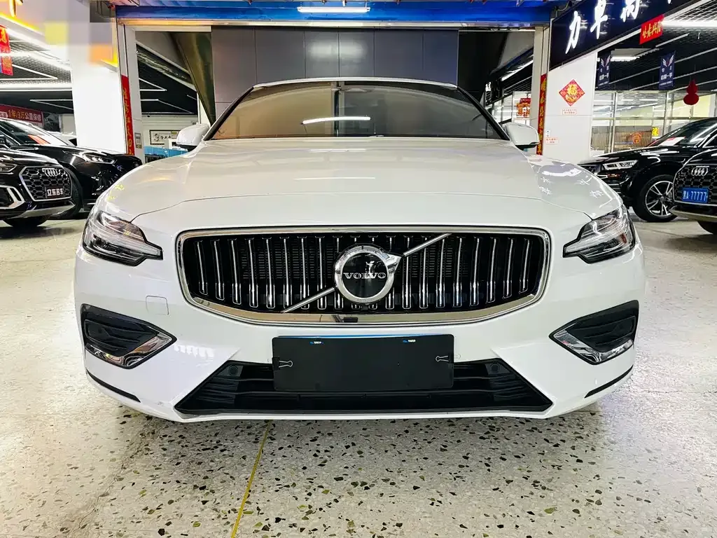 Volvo S60