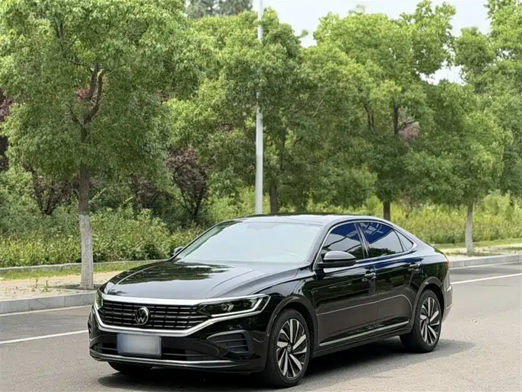 Volkswagen Passat — фото 9