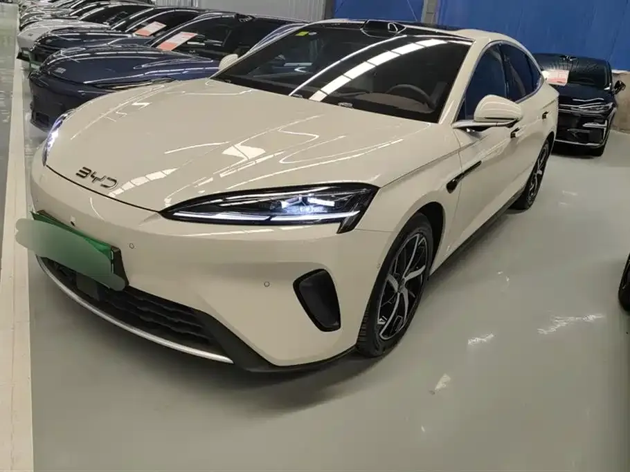 BYD Seal 07 DM-i — фото 1
