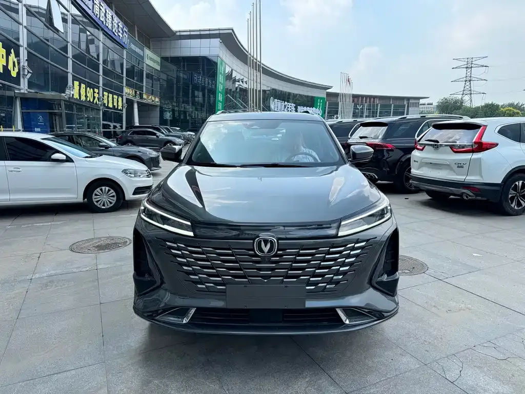 Changan CS75PLUS — фото 10