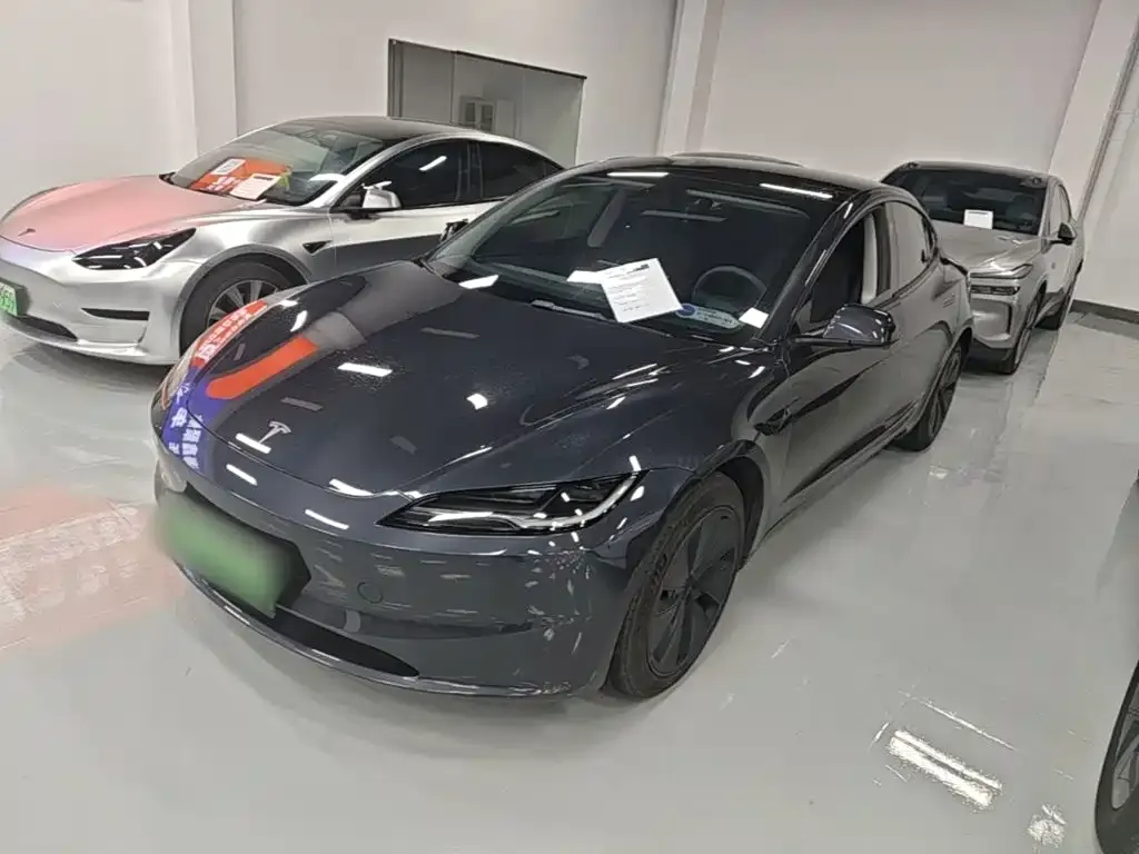 Tesla Model 3 — фото 4