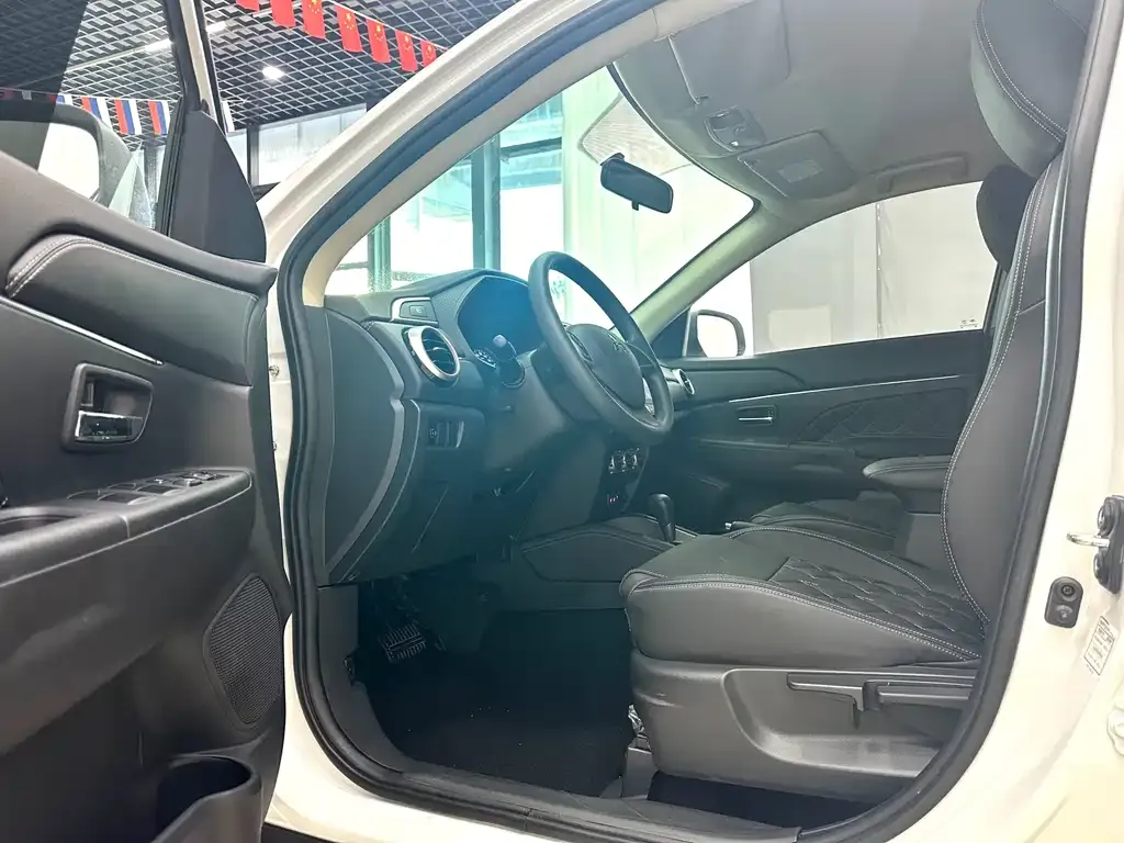 Mitsubishi ASX 2022 из CN, фото 8