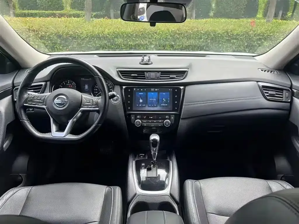 Nissan X-Trail — фото 2