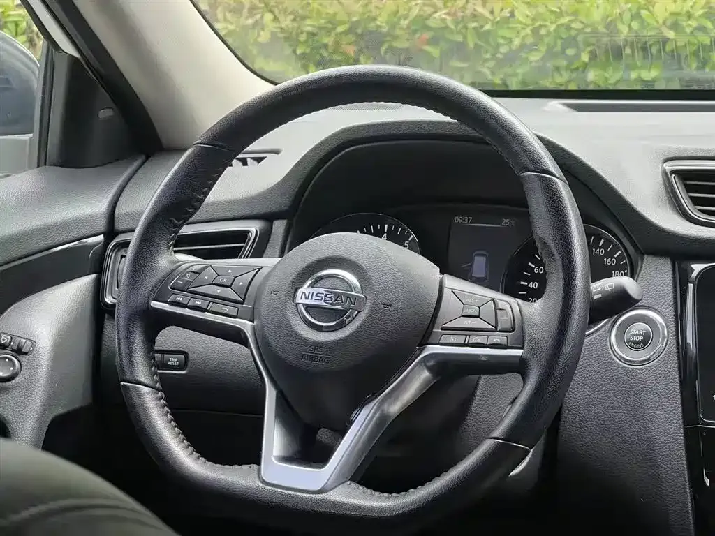 Nissan X-Trail — фото 4