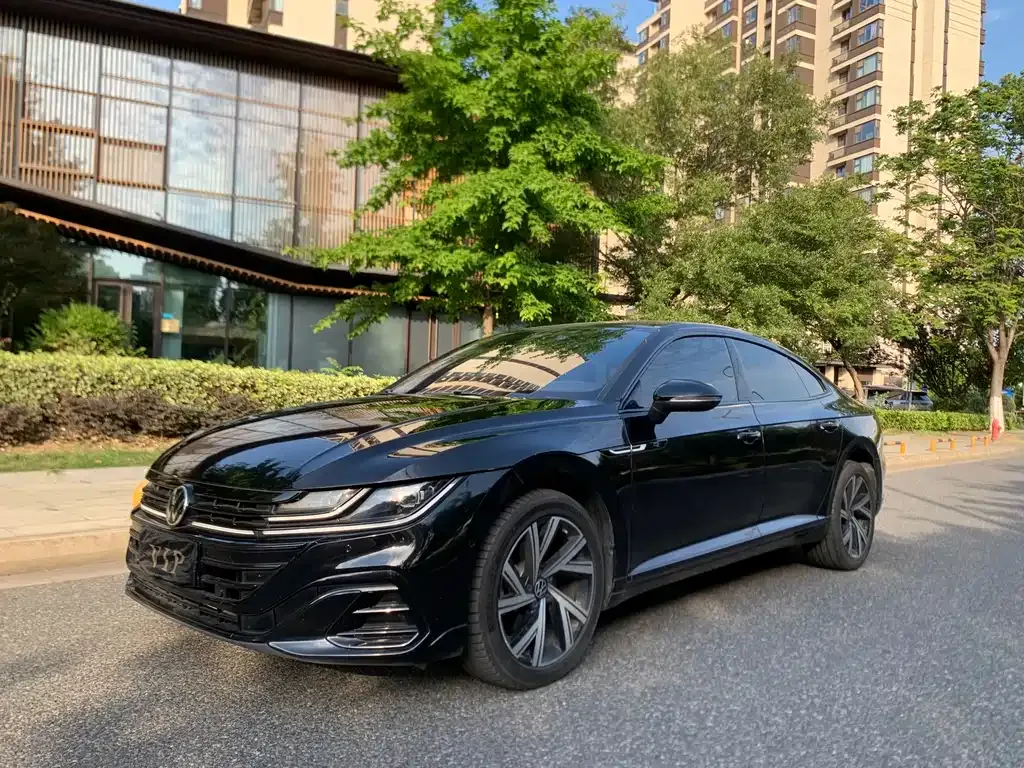 Volkswagen CC — фото 1