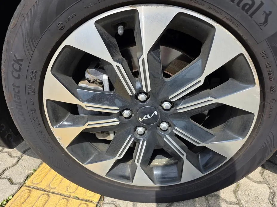 Kia Carnival 2023 из KR, фото 2