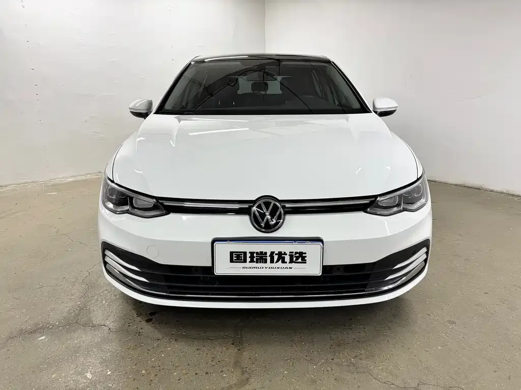Volkswagen Golf — фото 10