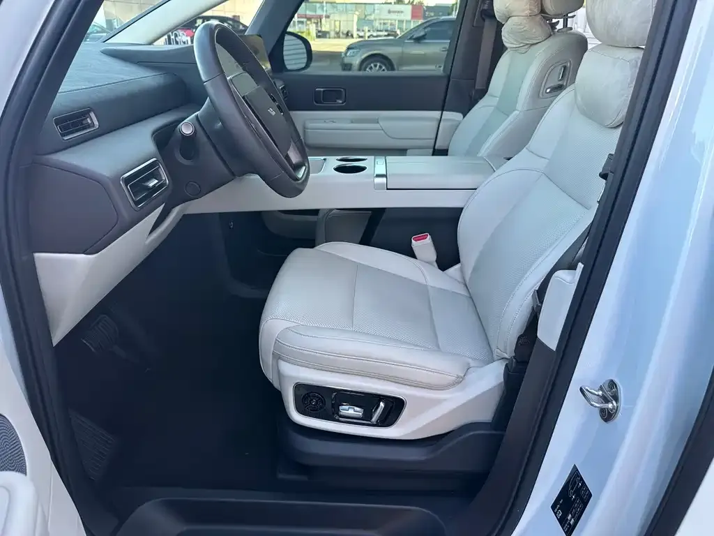 Li Auto MEGA 2024 из CN, фото 2