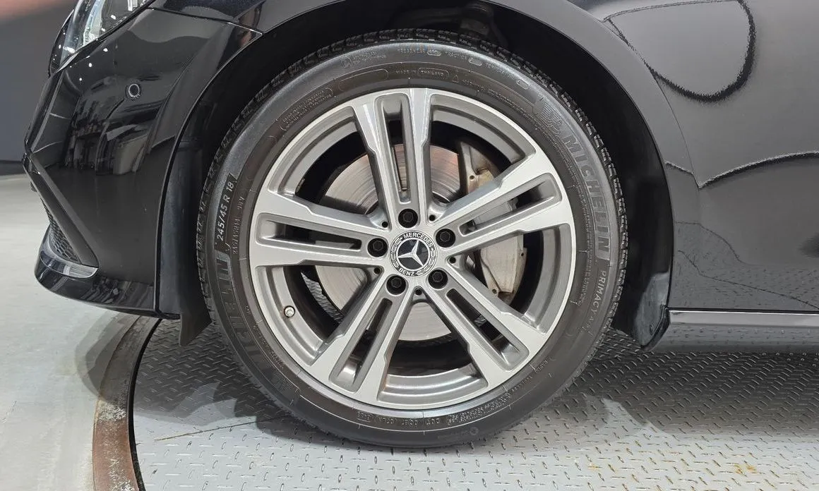 Mercedes-Benz E-Class 2021 из KR, фото 10