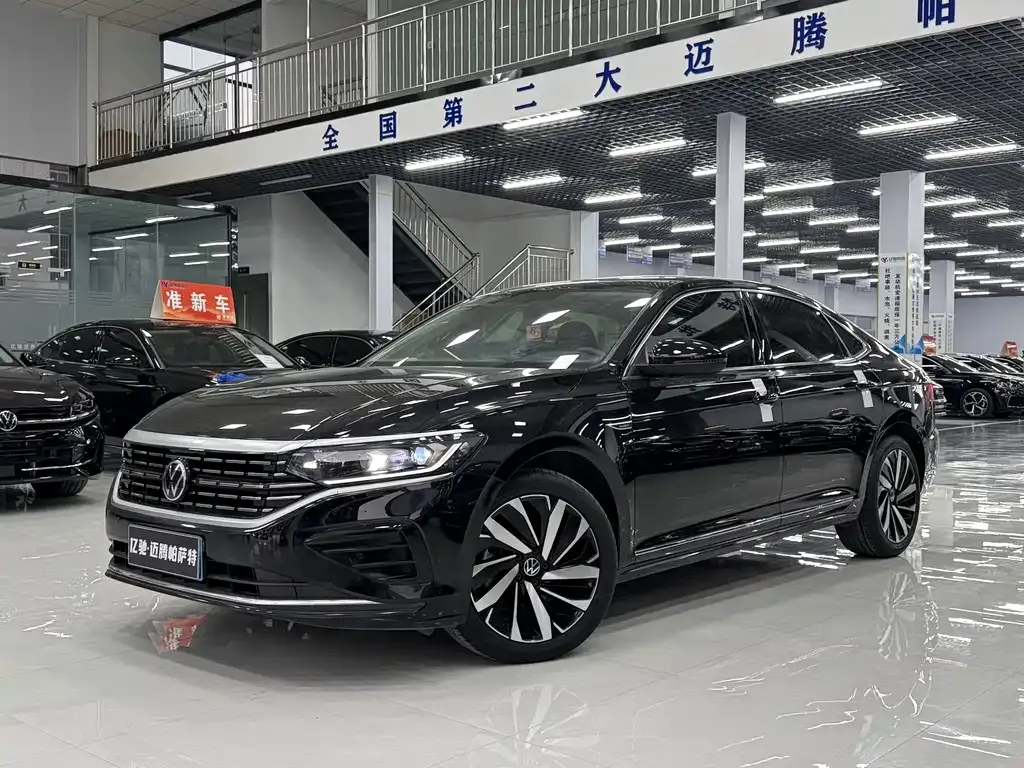 Volkswagen Passat — фото 1