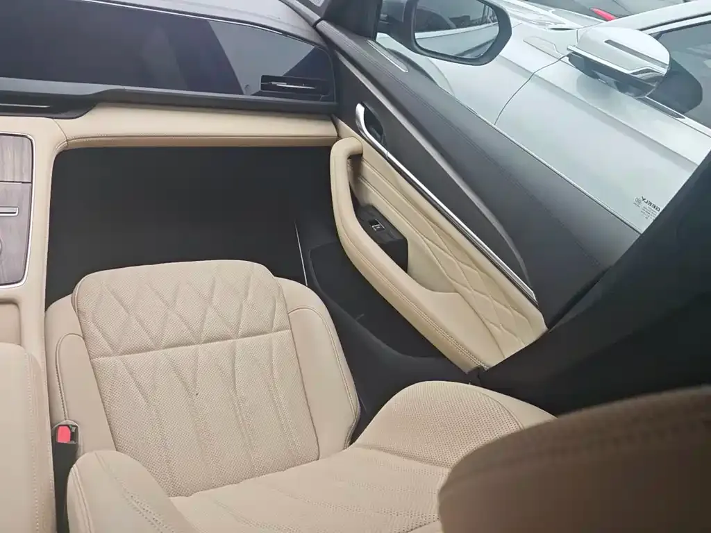 Geely Xingyue L 2024 из CN, фото 10