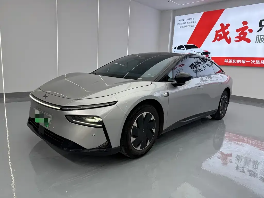 XPeng P7+