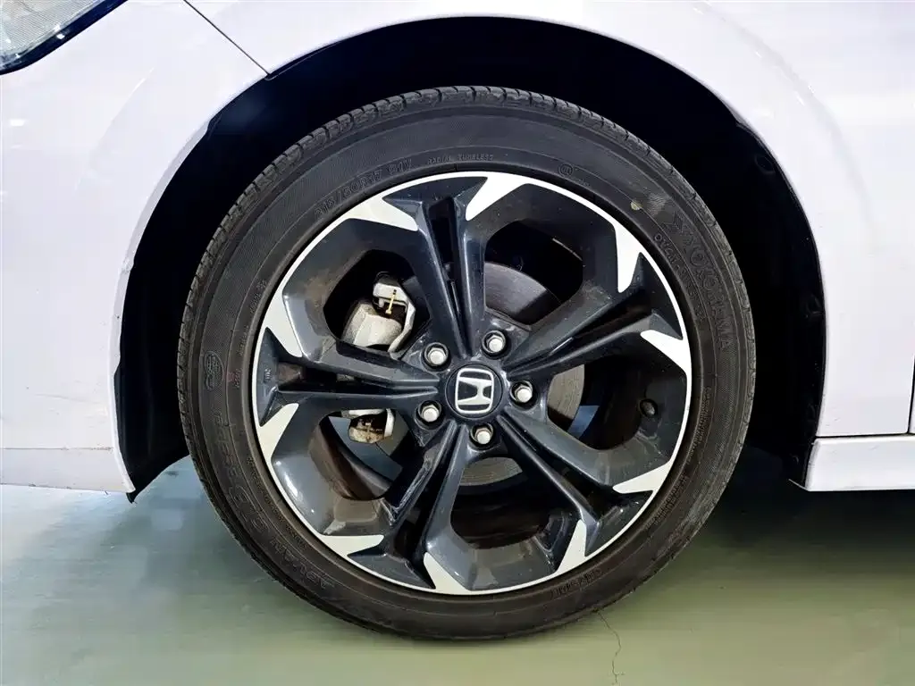 Honda Civic — фото 9