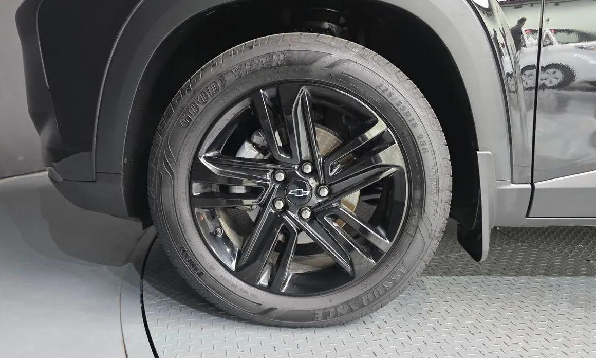 Chevrolet (GM Daewoo) Trax 2025 из KR, фото 4