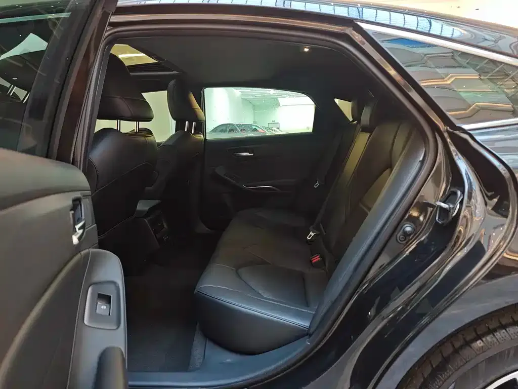 Toyota Avalon 2024 из CN, фото 7