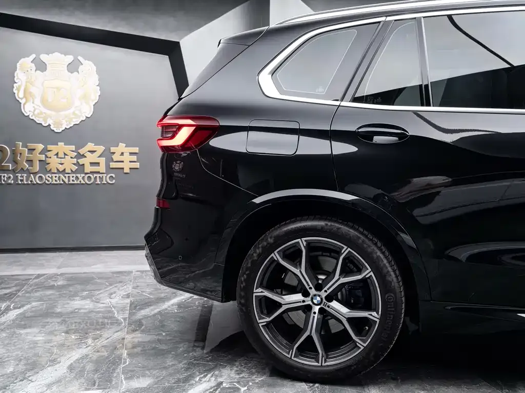 BMW X5 (Import) — фото 4