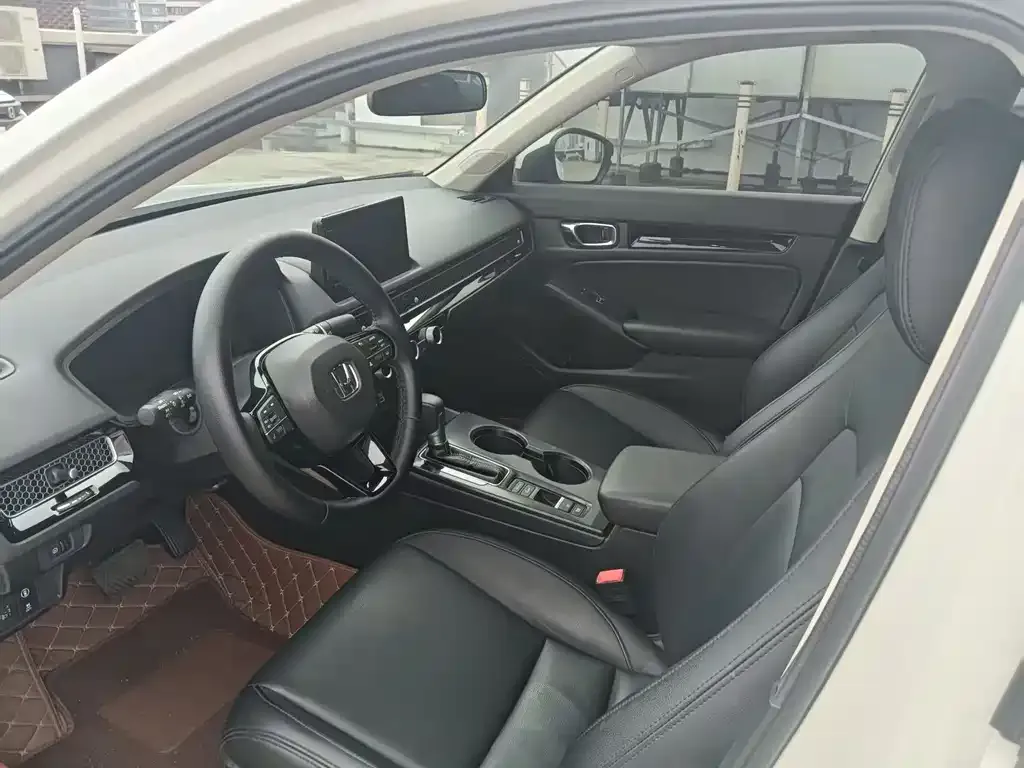 Honda Civic — фото 10