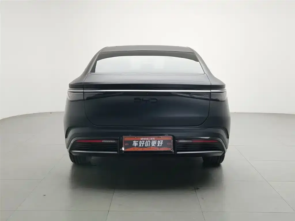 BYD Seal — фото 2