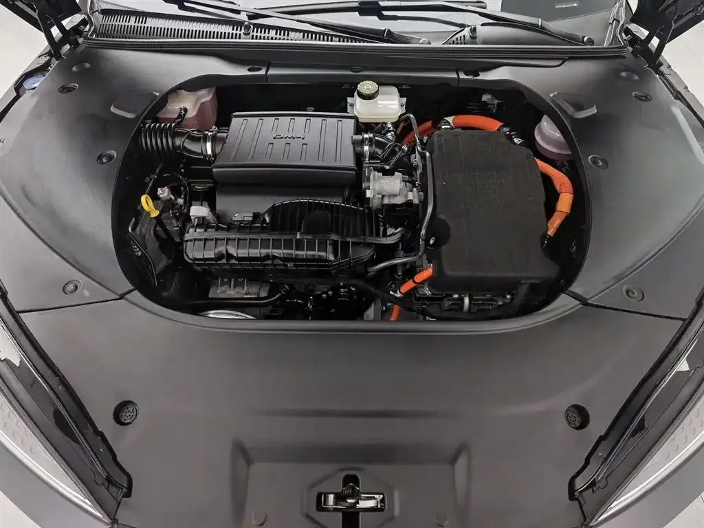 BYD Seal — фото 10