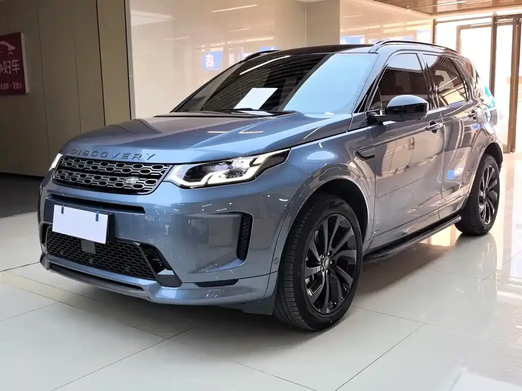 Land Rover Discovery Sport — фото 1
