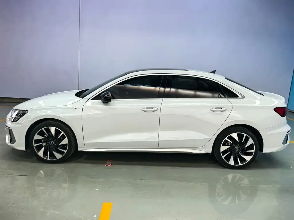 Audi A3 — фото 2