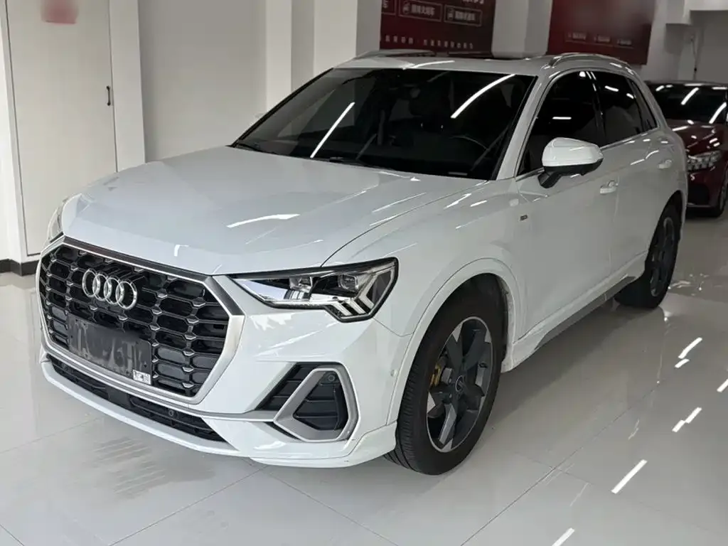 Audi Q3 2021 из CN, фото 3