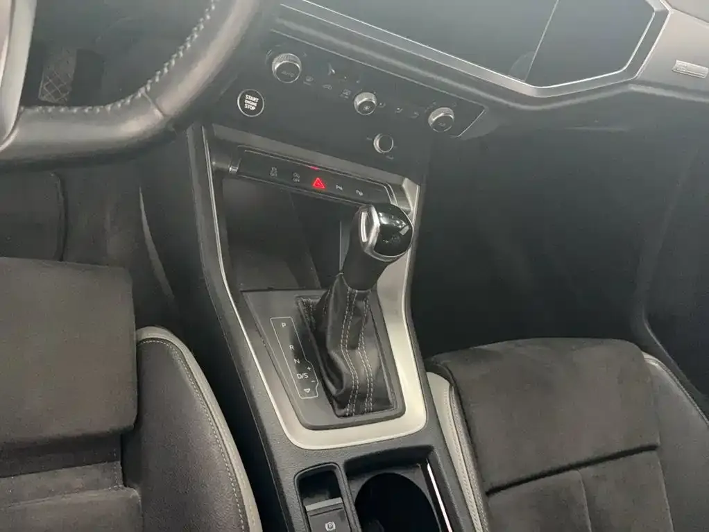 Audi Q3 2021 из CN, фото 8