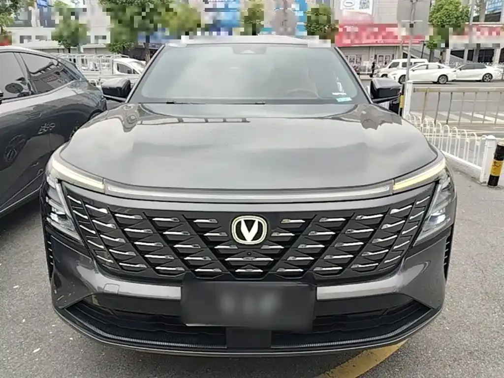 Changan CS75PLUS — фото 10
