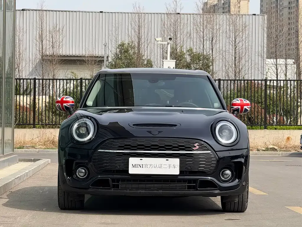 MINI Clubman — фото 5