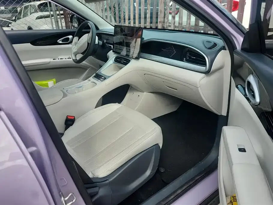 Geely Starburst — фото 9