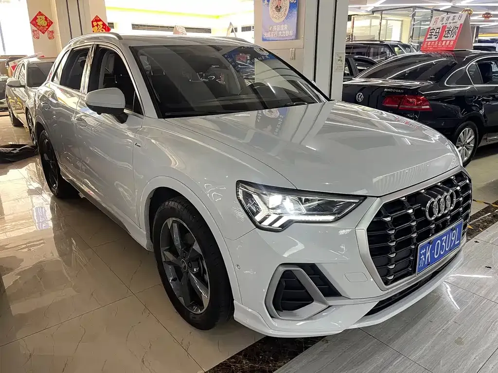 Audi Q3 — фото 4