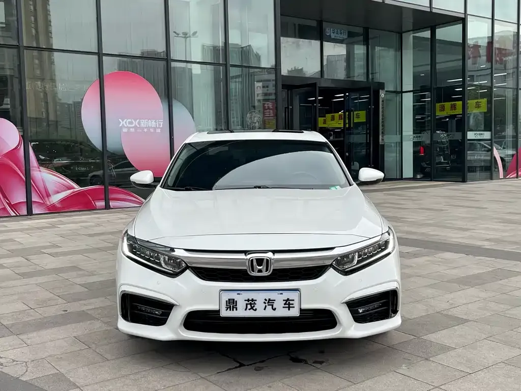 Honda Inspire — фото 10